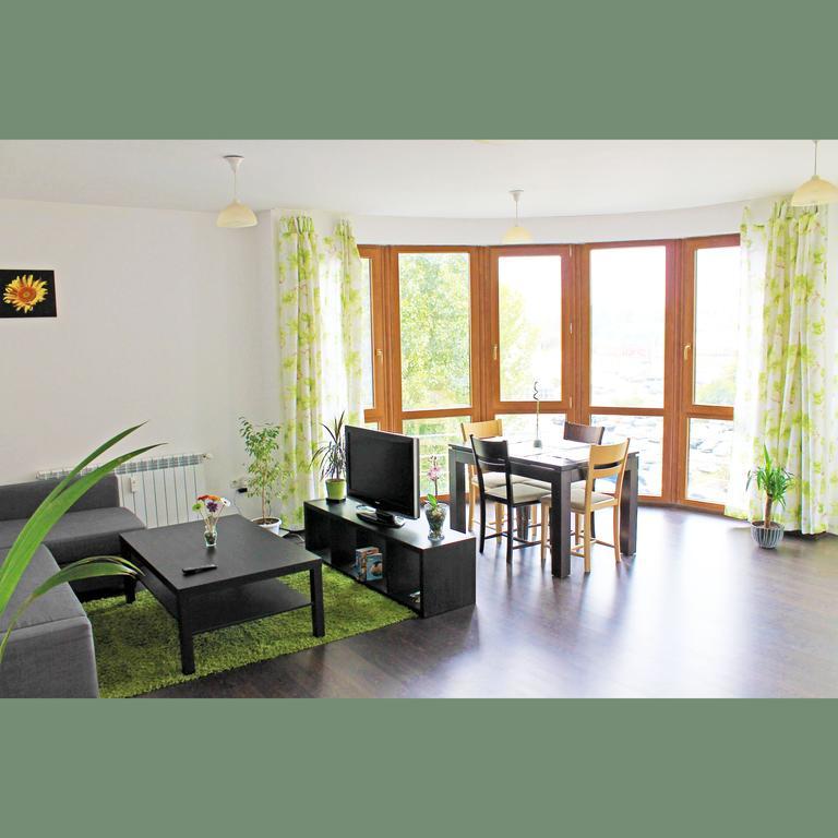 Flora Apartment Centrum Sofia Bagian luar foto